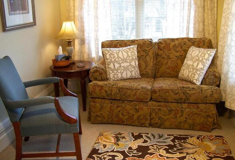 スイート, Lyndon House Bed & Breakfast