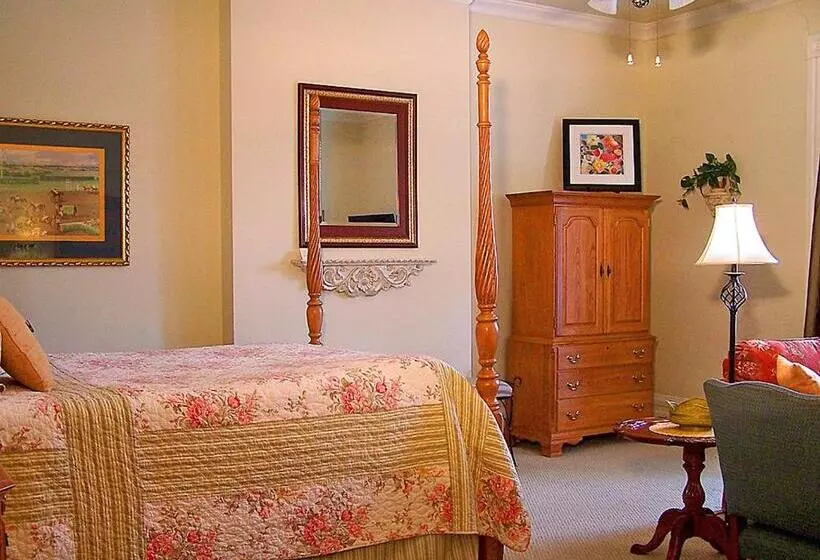 اتاق استاندارد, Lyndon House Bed & Breakfast