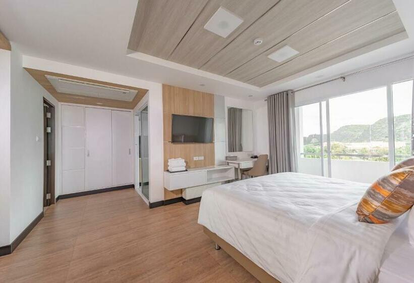 סוויטה דלוקס, Sitthinard Grandview