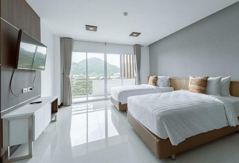 חדר דלוקס, Sitthinard Grandview