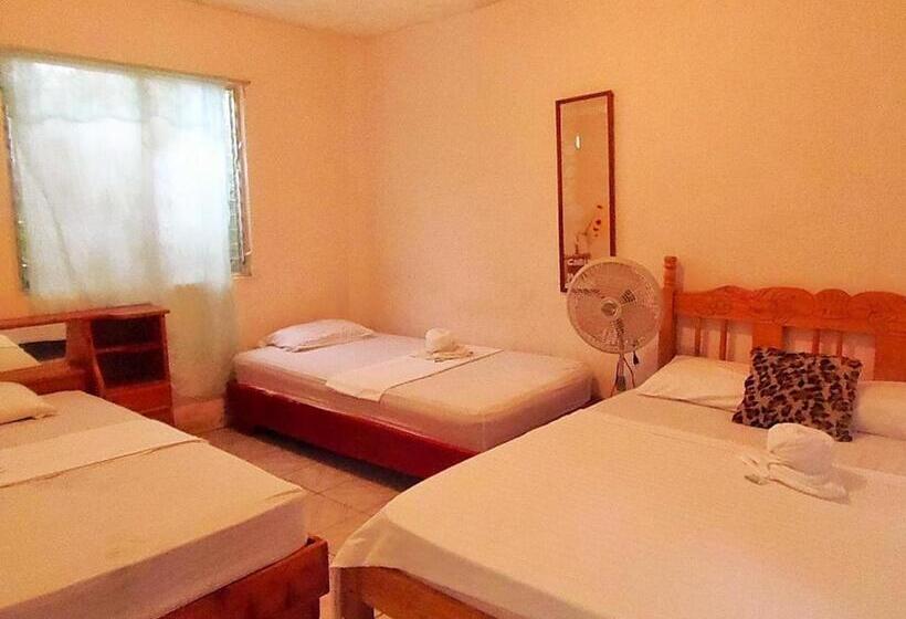 标准三人间, Cabinas El Muellecito