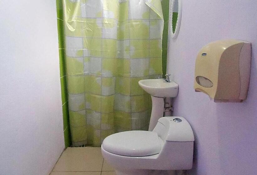 标准三人间, Cabinas El Muellecito