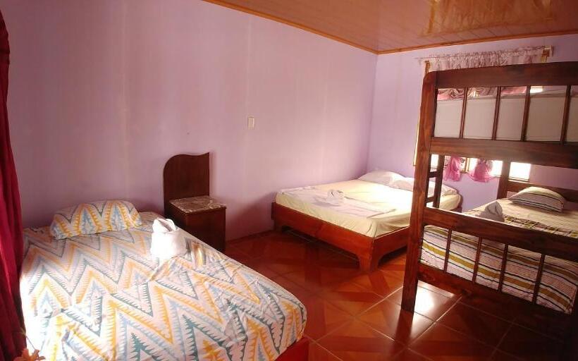 标准单人间, Cabinas El Muellecito