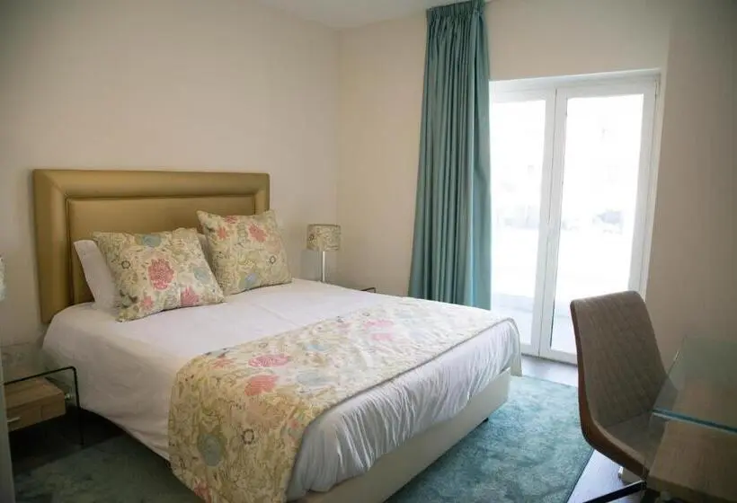 اتاق لوکس, Tomás Guest House