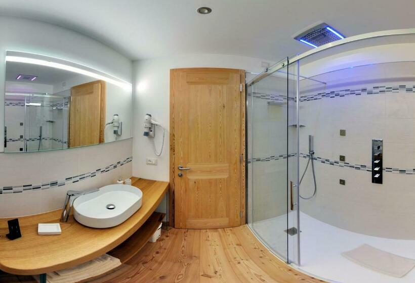 Номер Стандарт, Albrici