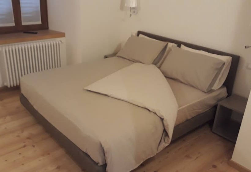 Номер Стандарт Трехместный, Albrici