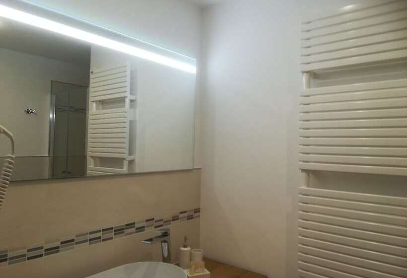 Номер Стандарт Трехместный, Albrici