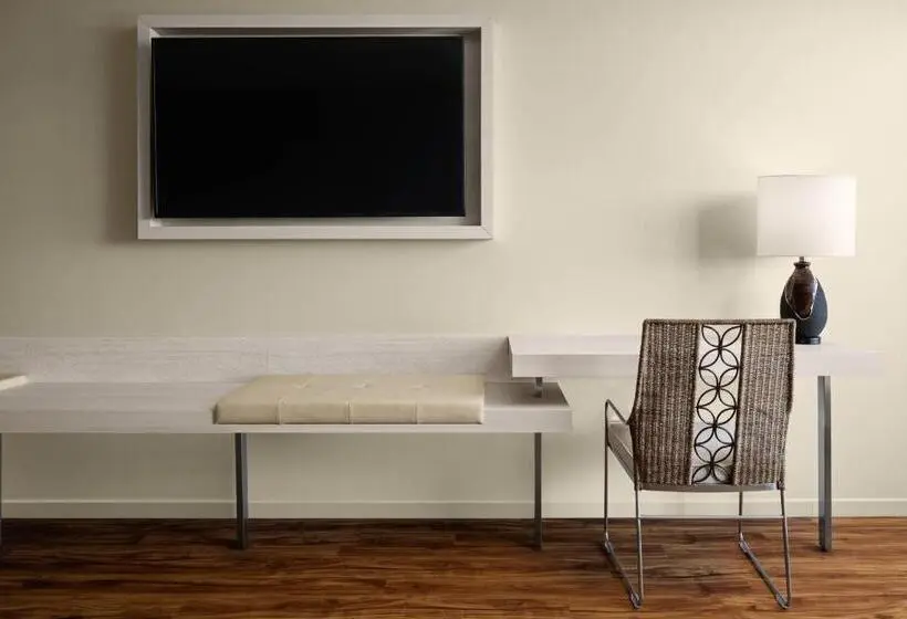 オーシャンビュースタンダードルームバルコニー付き, Ac Hotel By Marriott Maui Wailea