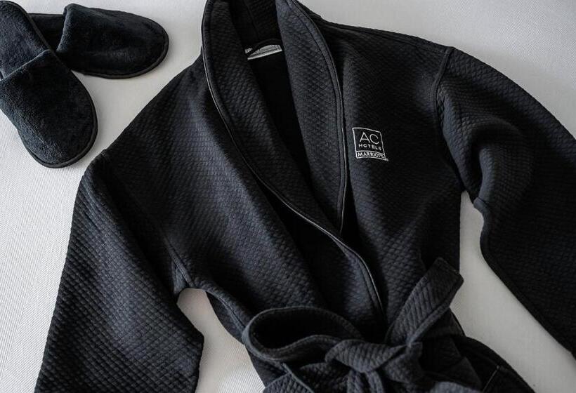 Люкс Кровать Кинг, Ac Hotel By Marriott Maui Wailea