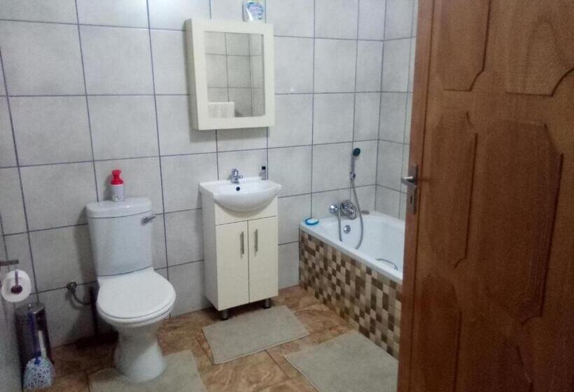 Quarto Quádruplo Estandar, Casa Villa Guest House