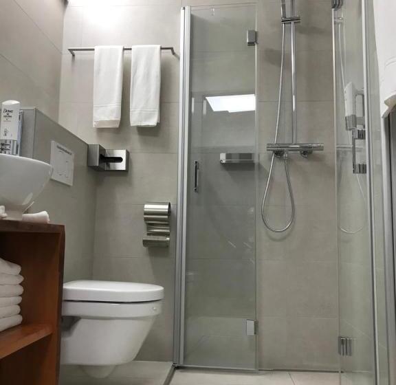Standard room with outdoor bath, 16 By Messe & Stadion Suisse In Minuten & Late Check In