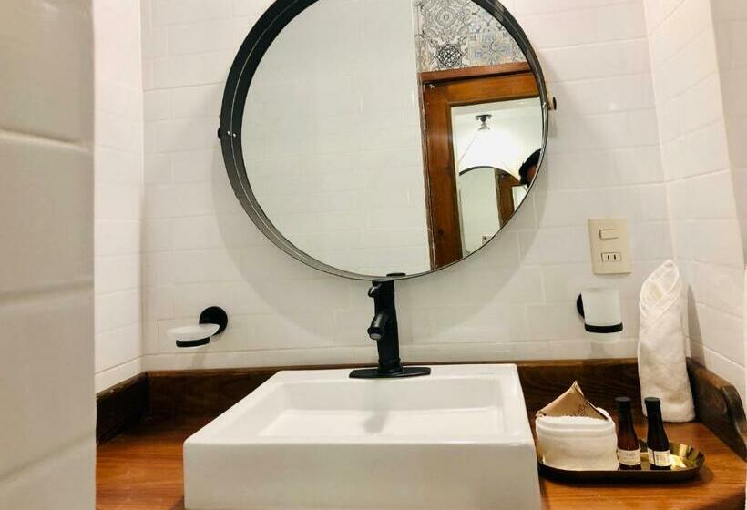 سوئیت با بالکن, Boutique Casa De Las Manrique