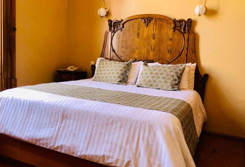 سوئیت با بالکن, Boutique Casa De Las Manrique