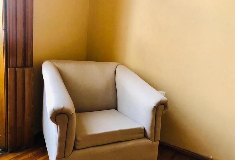 سوئیت با بالکن, Boutique Casa De Las Manrique