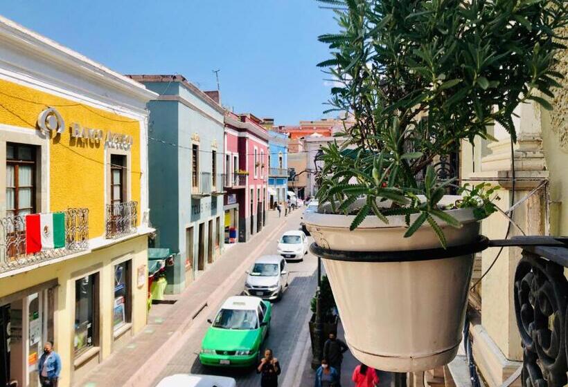 سوئیت با بالکن, Boutique Casa De Las Manrique