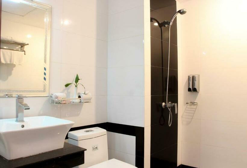 ファミリールーム, Ratana Angkor