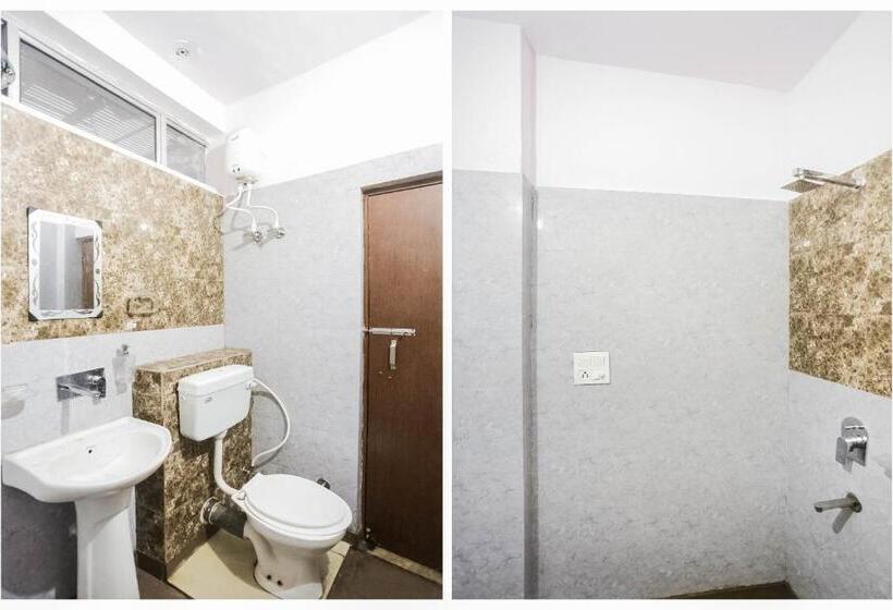 اتاق کلاسیک سه تخته, Oyo 70692 The White House