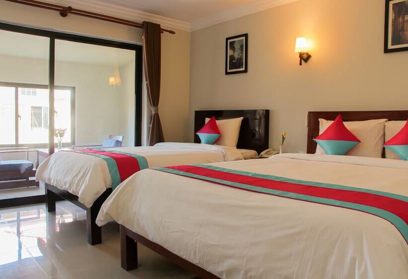 ファミリールーム, Ratana Angkor