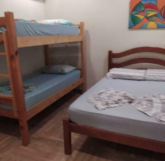 デラックスの４人部屋, Mandala Hostel Maragogi Oficial