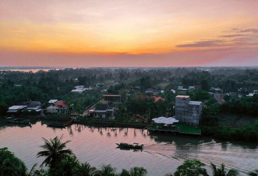 اتاق استاندارد با تخت بزرگ, Rooster Mekong Garden & Villas