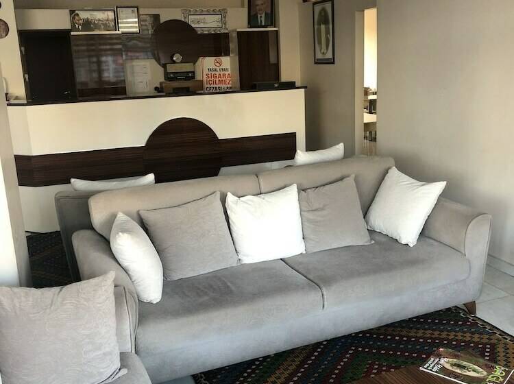 经济房, Banaz Eren Otel