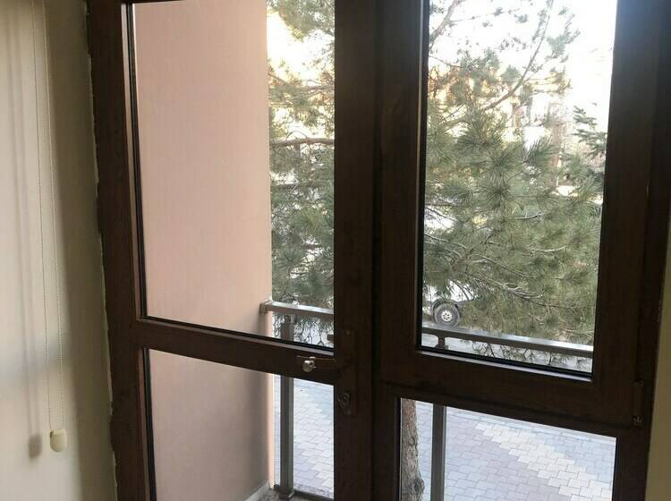 经济房, Banaz Eren Otel