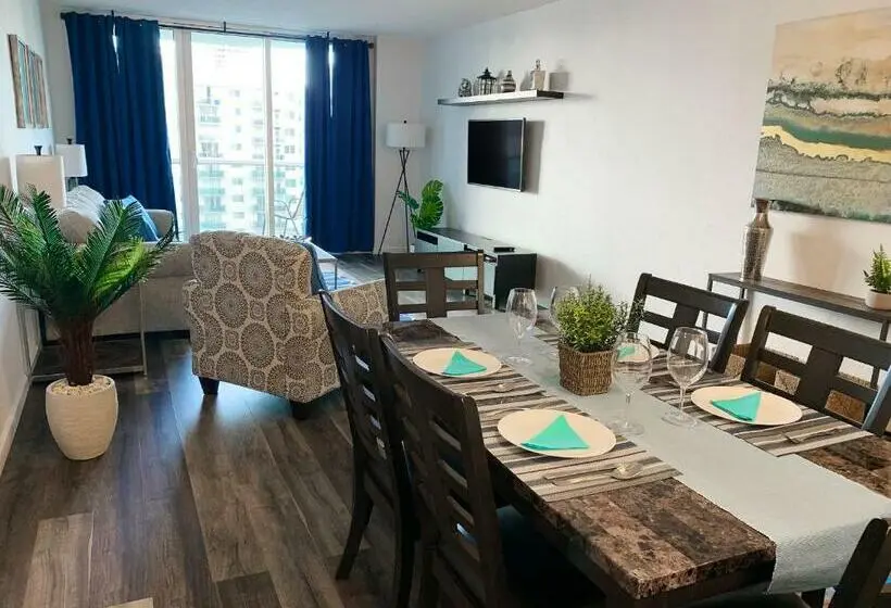 バルコニー付き１ベッドルームアパートメント, Beach Apartment At Condo
