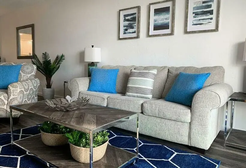 バルコニー付き１ベッドルームアパートメント, Beach Apartment At Condo