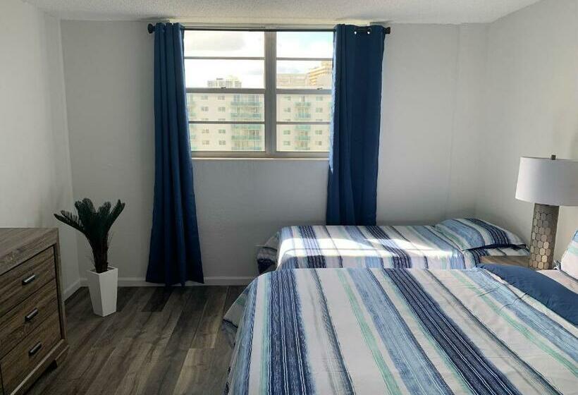 شقة غرفة نوم واحدة مزودة بشُرفة, Beach Apartment At Condo