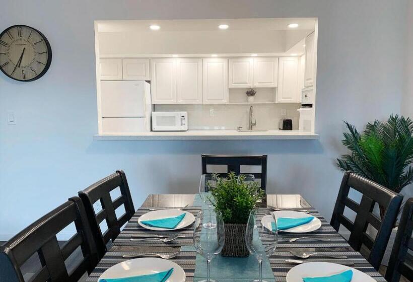 침실 1개 발코니 아파트, Beach Apartment At Condo