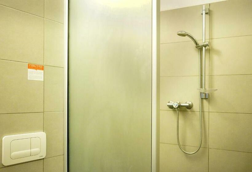 اتاق استاندارد, Hi! Ostello Milano