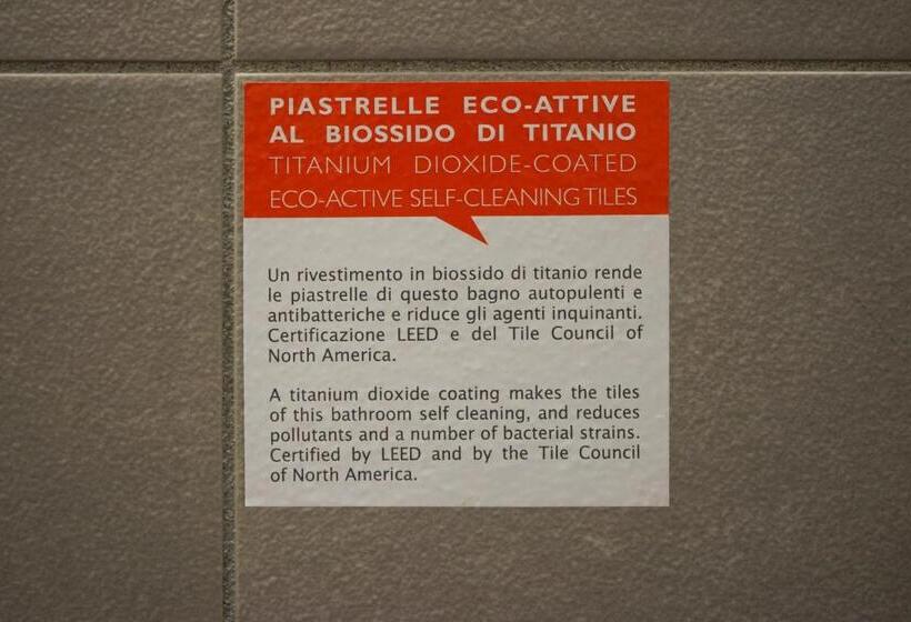 اتاق ساده سه نفره, Hi! Ostello Milano