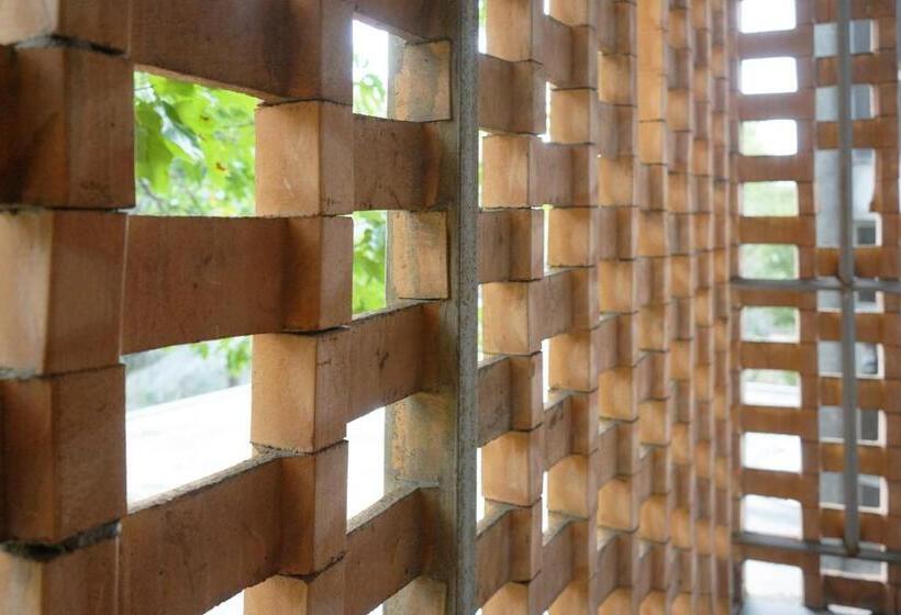 تختخواب در اتاق مشترک, Hi! Ostello Milano