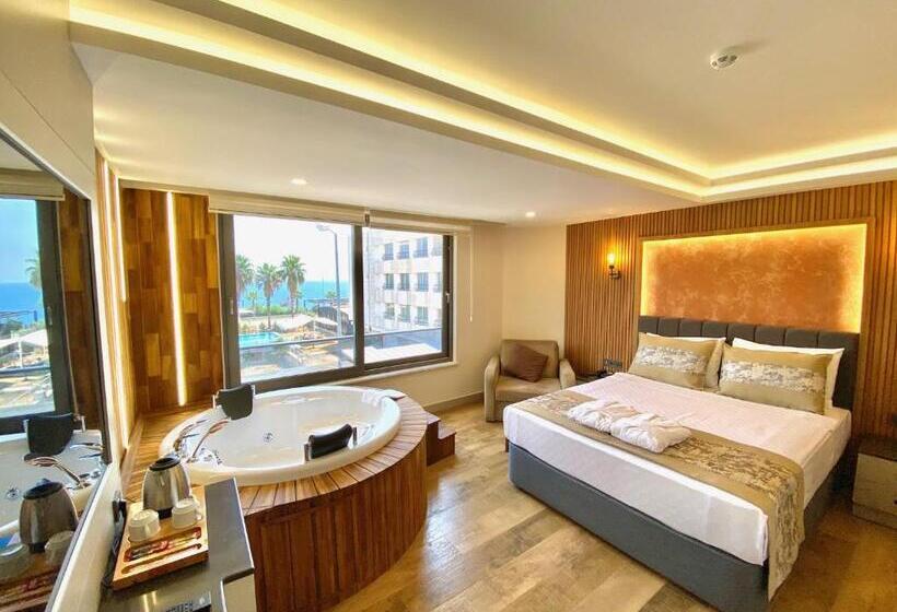 Deluxe Suite Sea View, Green Beyza Suites