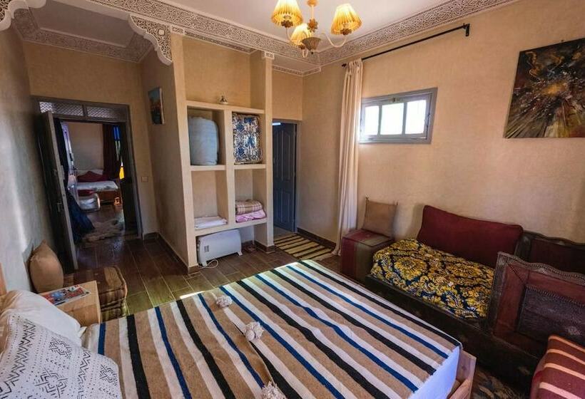 Номер Комфорт, Auberge Le Petit Jardin