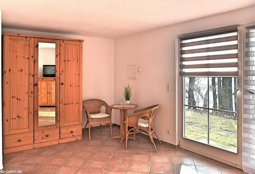 スタンダードバンガロー, Waldsee Hotel Am Wirchensee