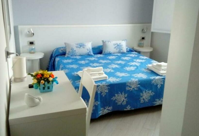 اتاق استاندارد با چشم‌انداز دریا, Villa Belvedere Salento