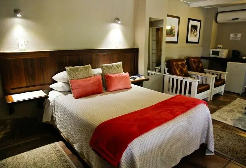 ダブルベッドのクラシックルーム, Ikaia River Lodge
