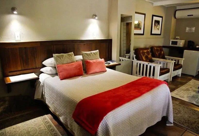 ダブルベッドのクラシックルーム, Ikaia River Lodge