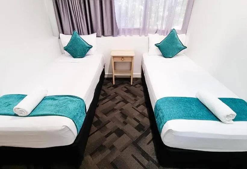 スタンダードスタジオ, Tiki Hotel Apartments Surfers Paradise