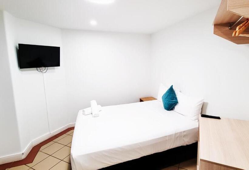 Студия Стандарт, Tiki Hotel Apartments Surfers Paradise