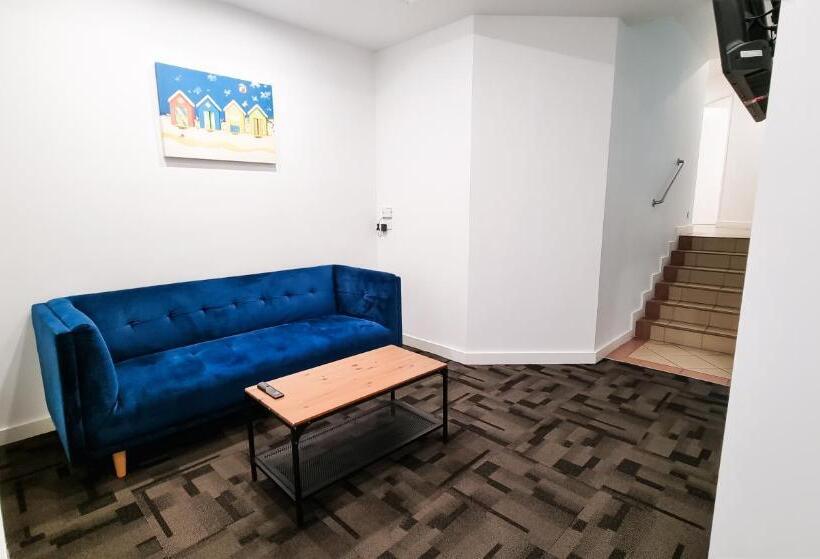 标准工作室, Tiki Hotel Apartments Surfers Paradise