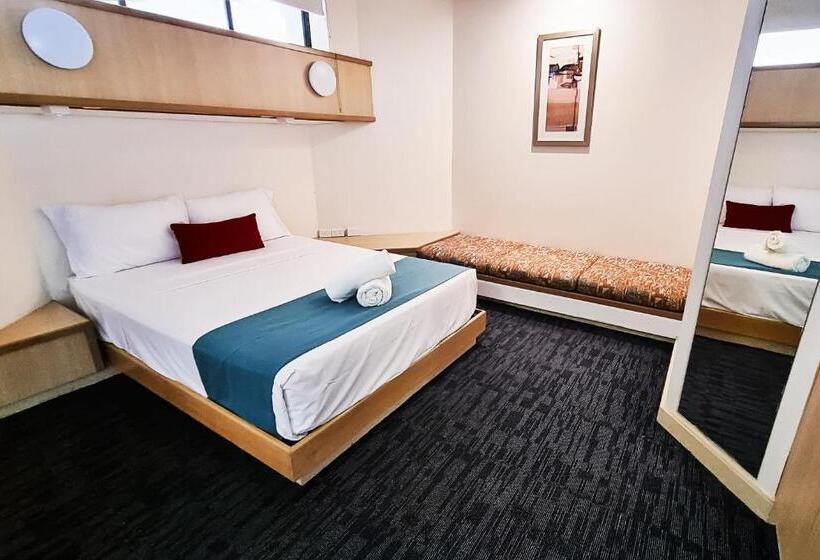 Апартаменты 2 Спальни, Tiki Hotel Apartments Surfers Paradise