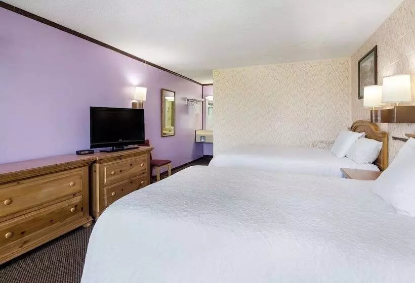 ２ダブルベッドのスタンダードルーム, Americas Best Value Inn Wytheville