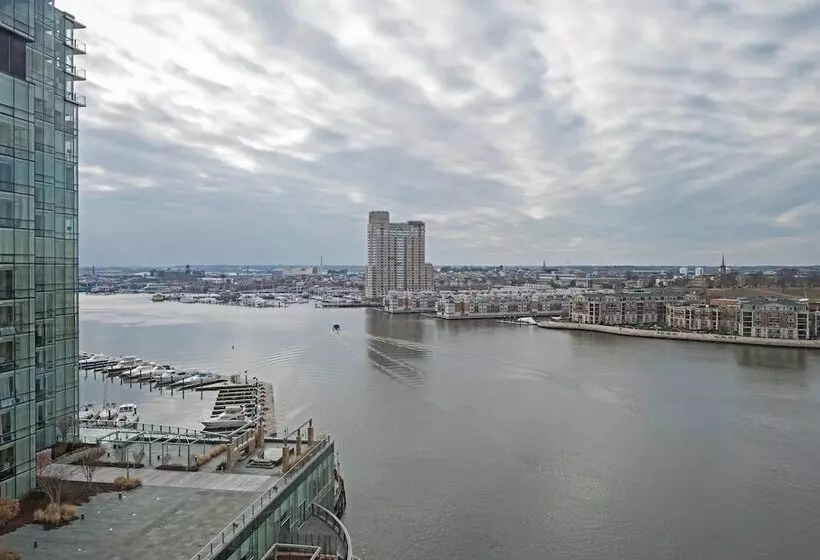 景色の見えるダブルベッドスタンダードルーム, Baltimore Marriott Waterfront