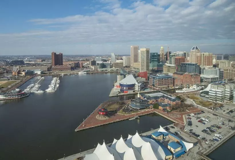 景色の見えるダブルベッドスタンダードルーム, Baltimore Marriott Waterfront
