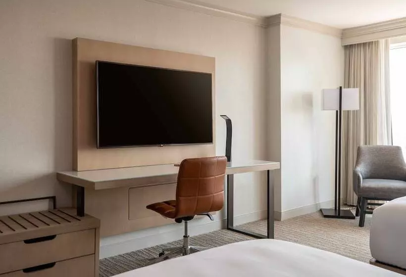 ２ダブルベッドのスタンダードルーム, Baltimore Marriott Waterfront