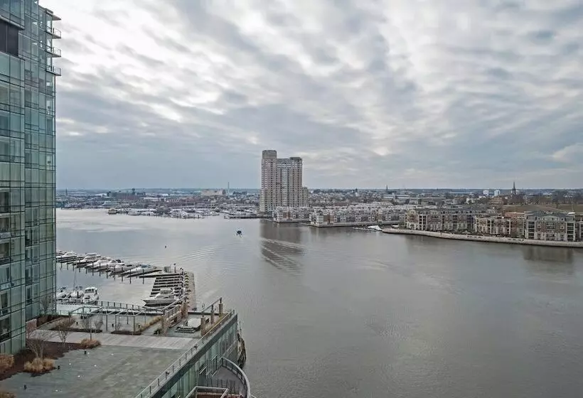 景色の見えるダブルベッドスタンダードルーム, Baltimore Marriott Waterfront
