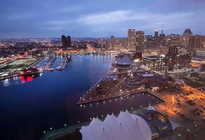 景色の見えるダブルベッドスタンダードルーム, Baltimore Marriott Waterfront