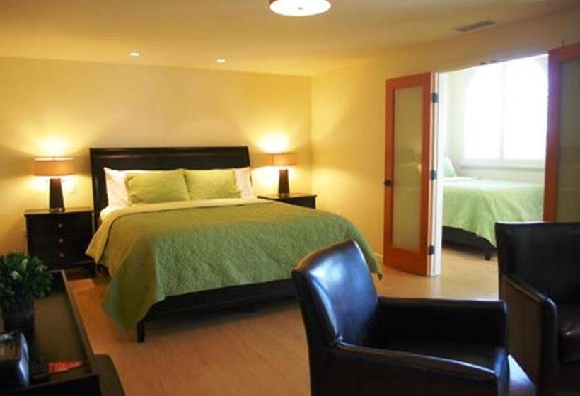 豪华两卧套房, Bella Capri Inn And Suites